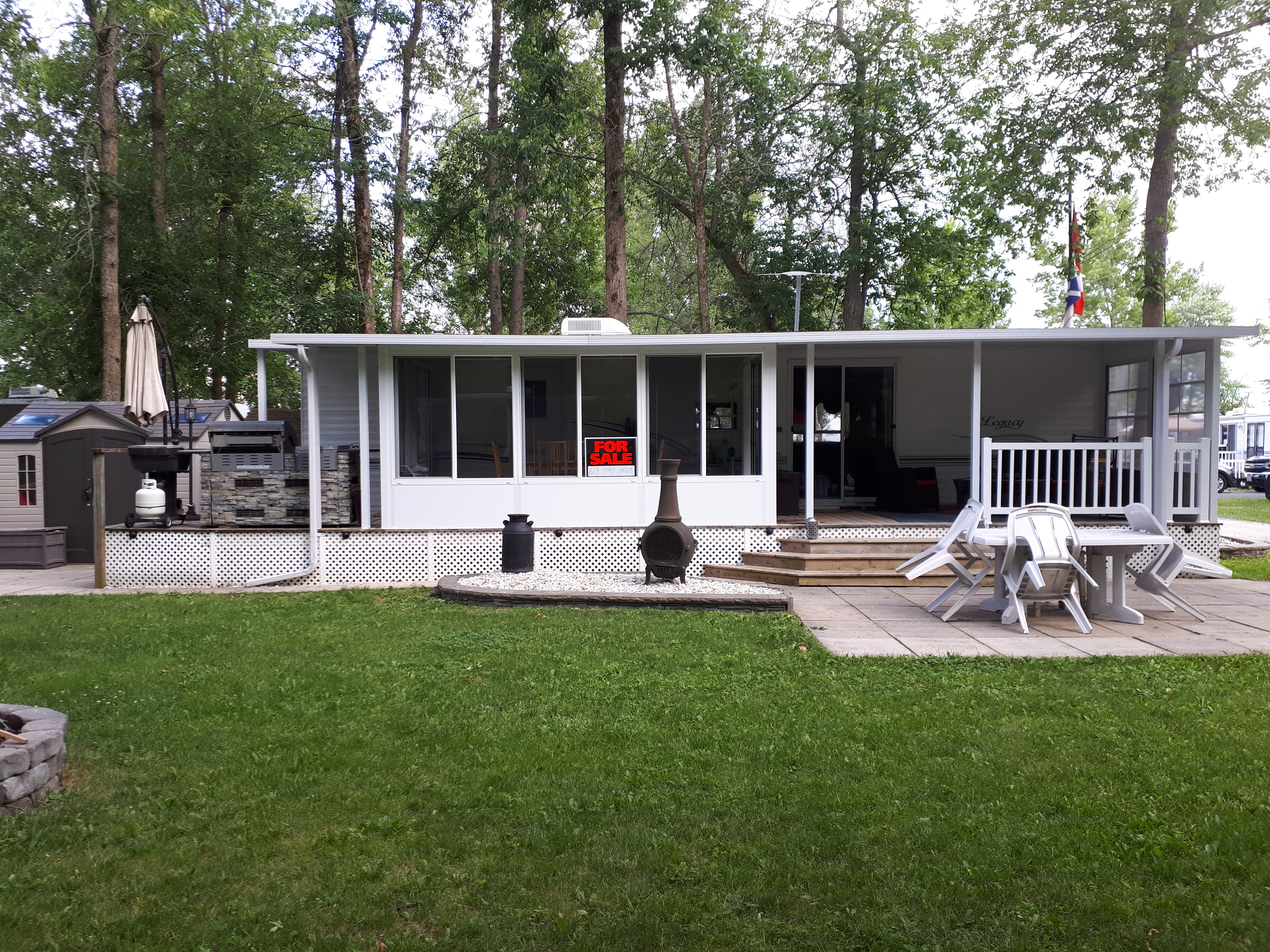 Sales Mississippi Lake